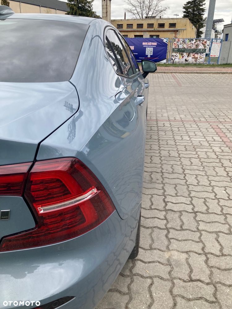 Volvo S60 B5 B AWD Ultimate Dark - 14