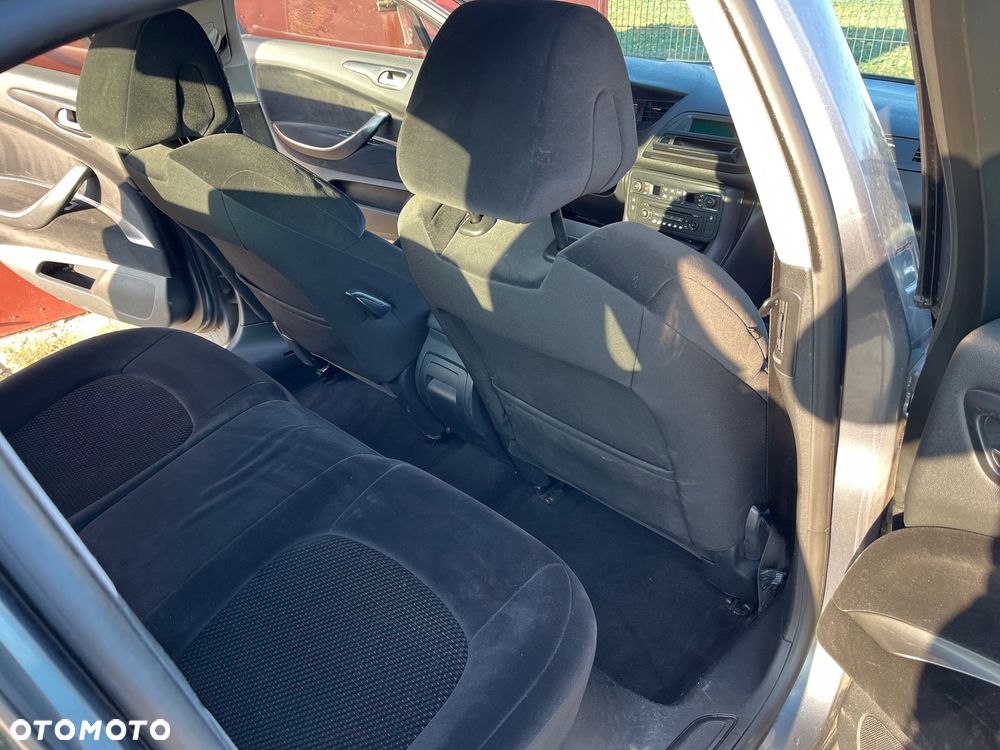 Citroën C5 HDi 140 FAP Confort - 14