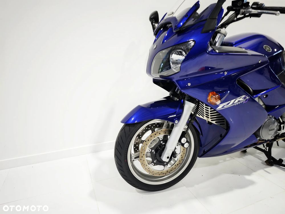 Yamaha FJR - 15