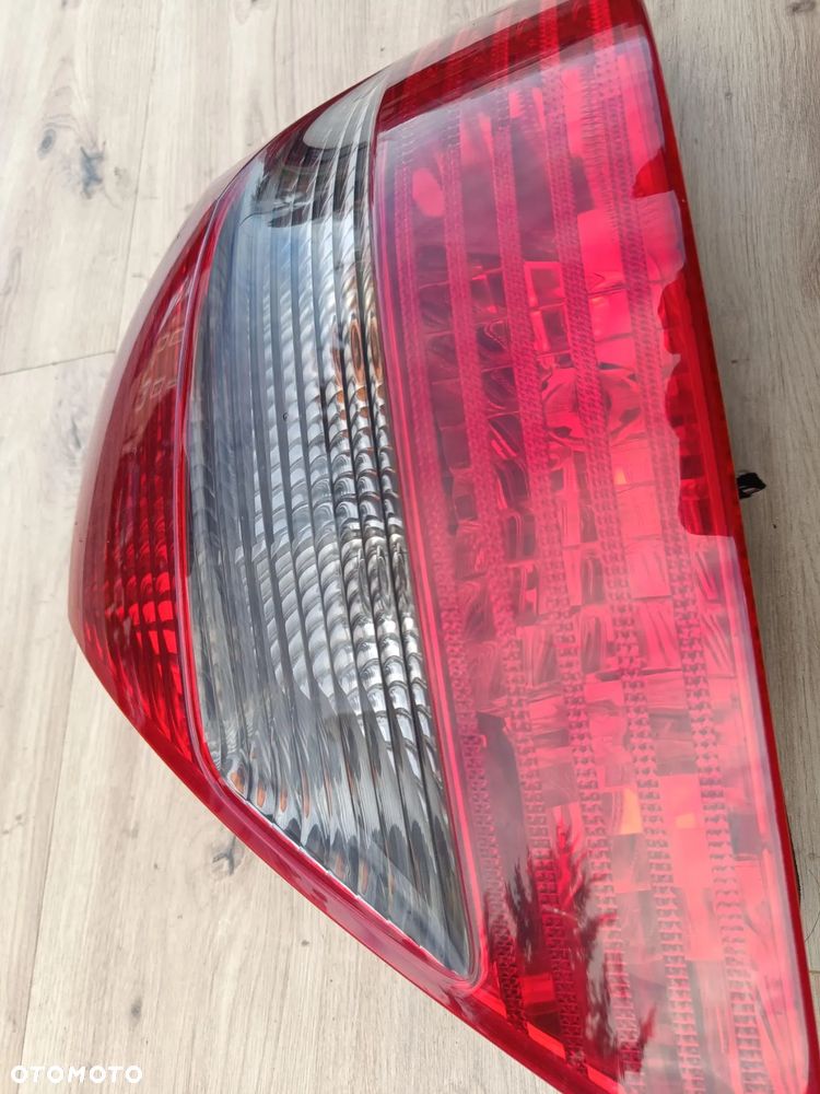 MERCEDES W209 CLK LIFT LAMPA TYL TYLNA LEWA PRAWA ORGINAŁ - 11