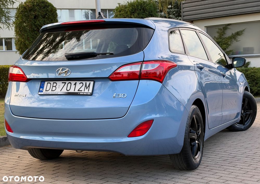 Hyundai i30 1.6 Premium - 35