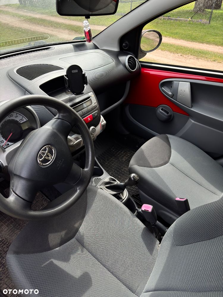 Toyota Aygo - 4