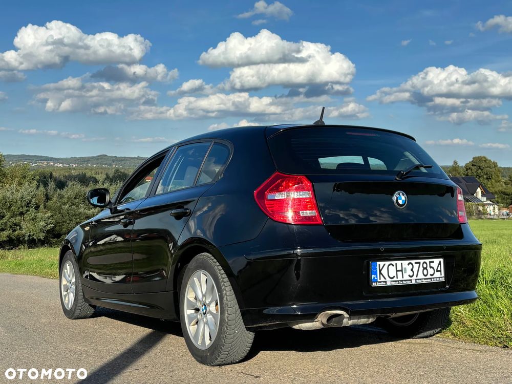 BMW Seria 1 118i - 4