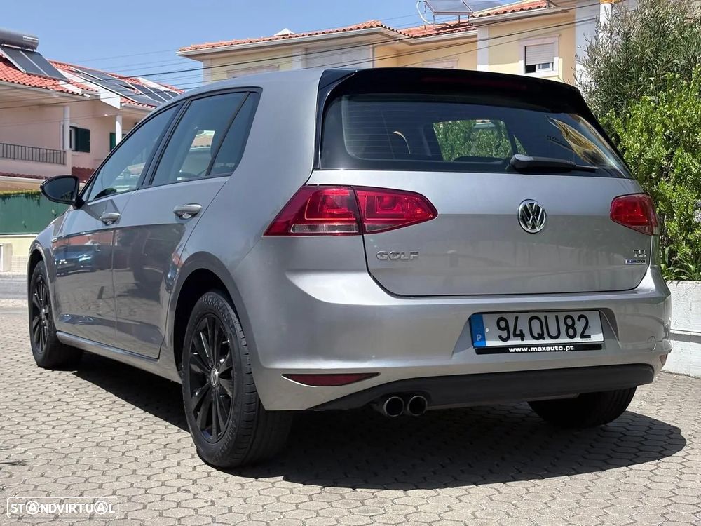 VW Golf 1.0 TSI Trendline - 23