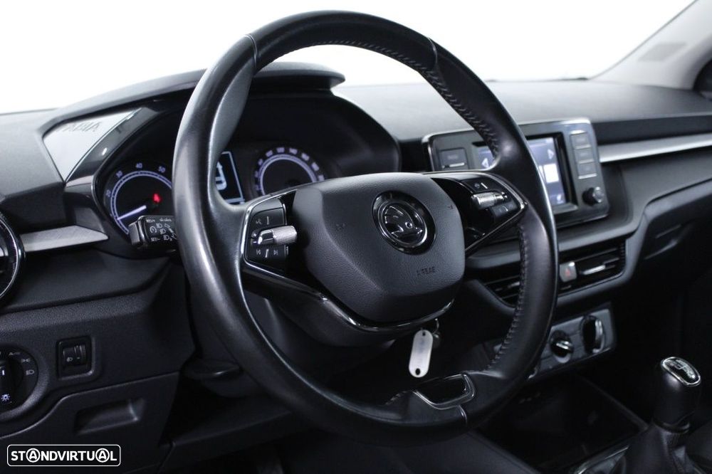 Skoda Fabia 1.0 MPI Selection - 21