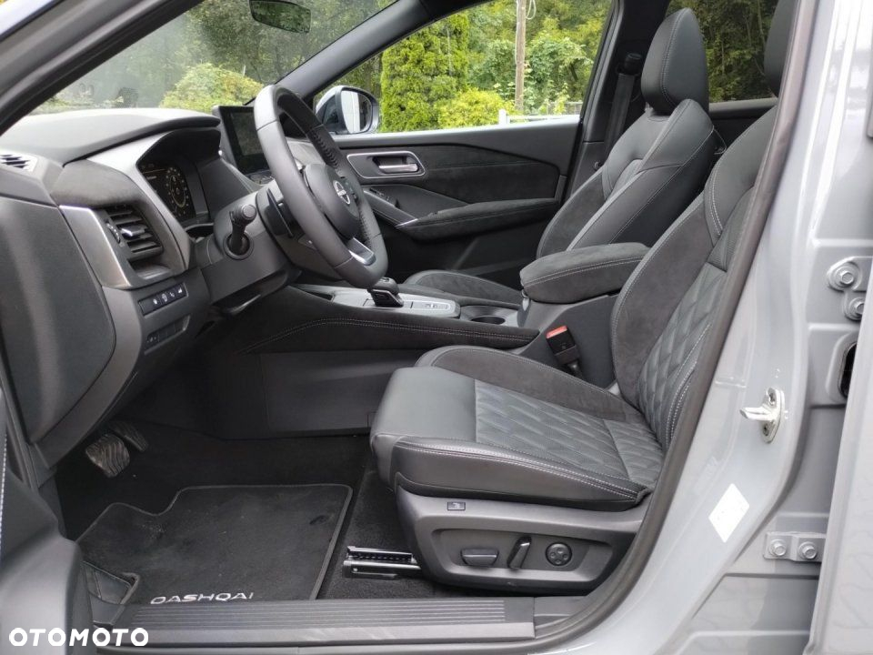 Nissan Qashqai - 12