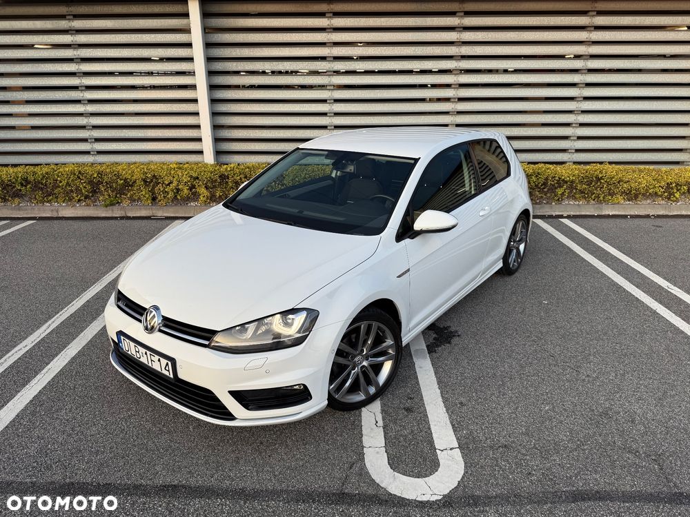 Volkswagen Golf - 2