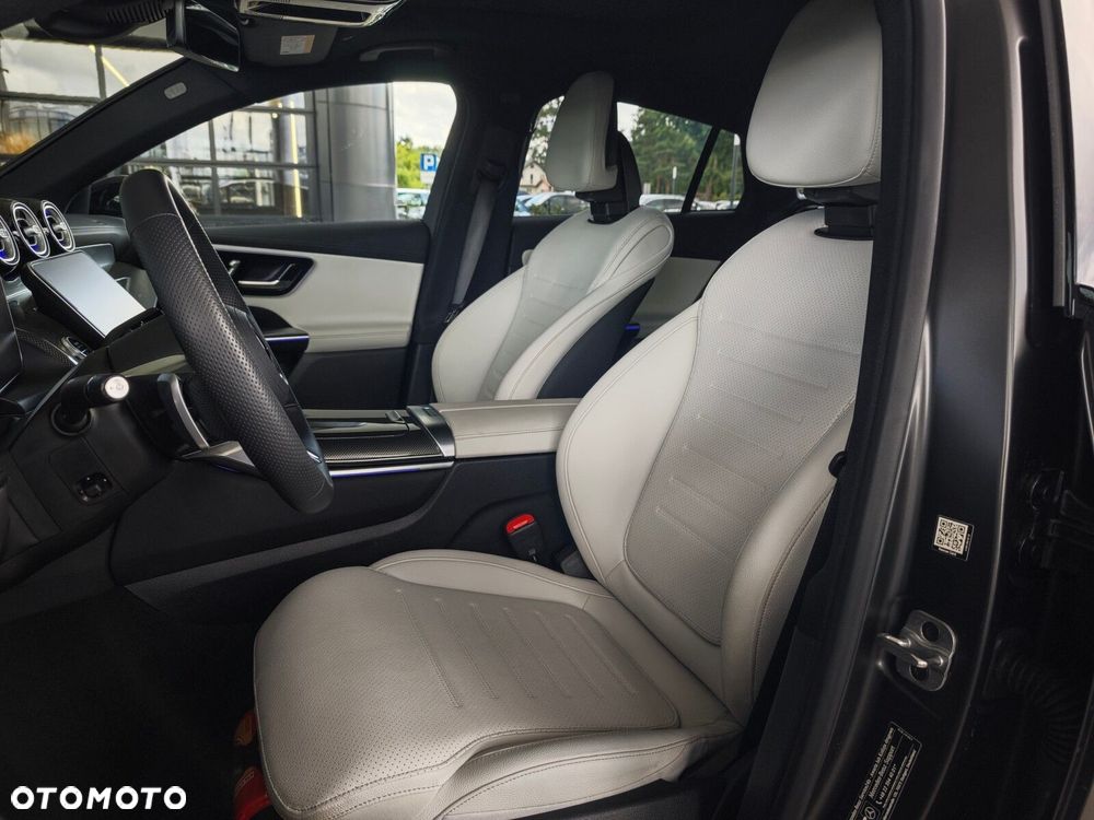 Mercedes-Benz GLC - 9