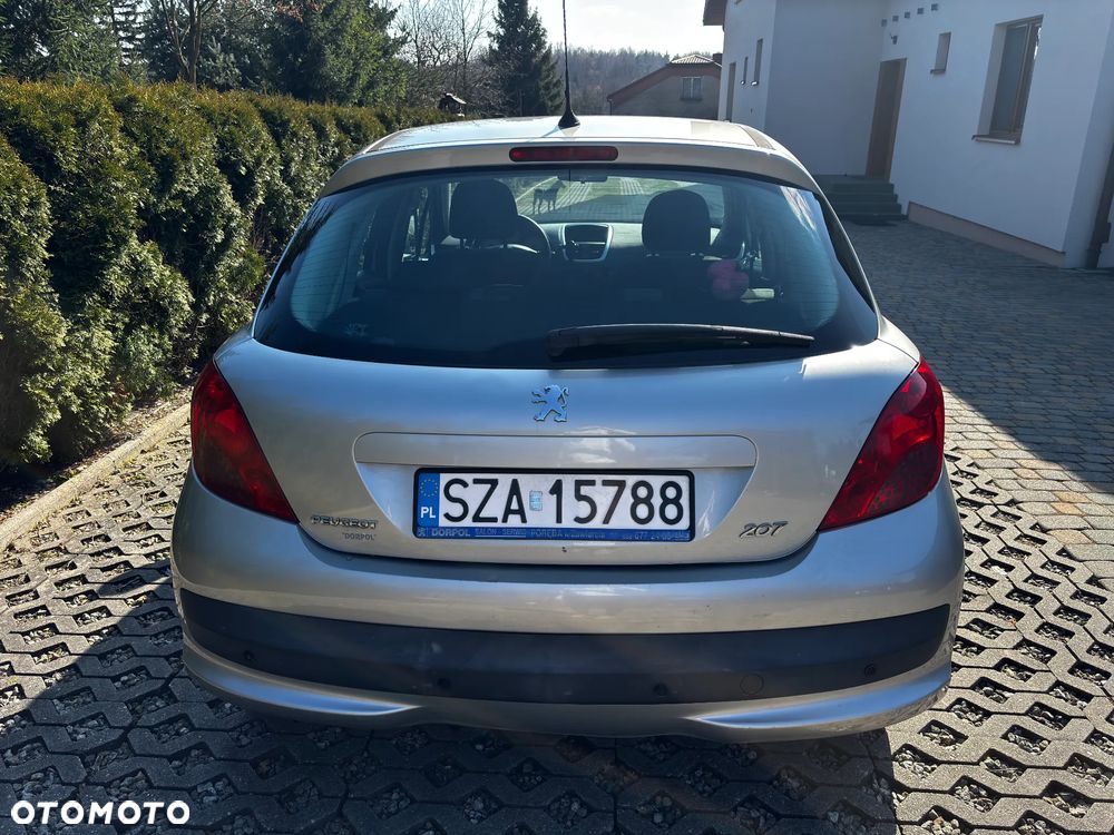 Peugeot 207 1.4 16V Trendy - 9