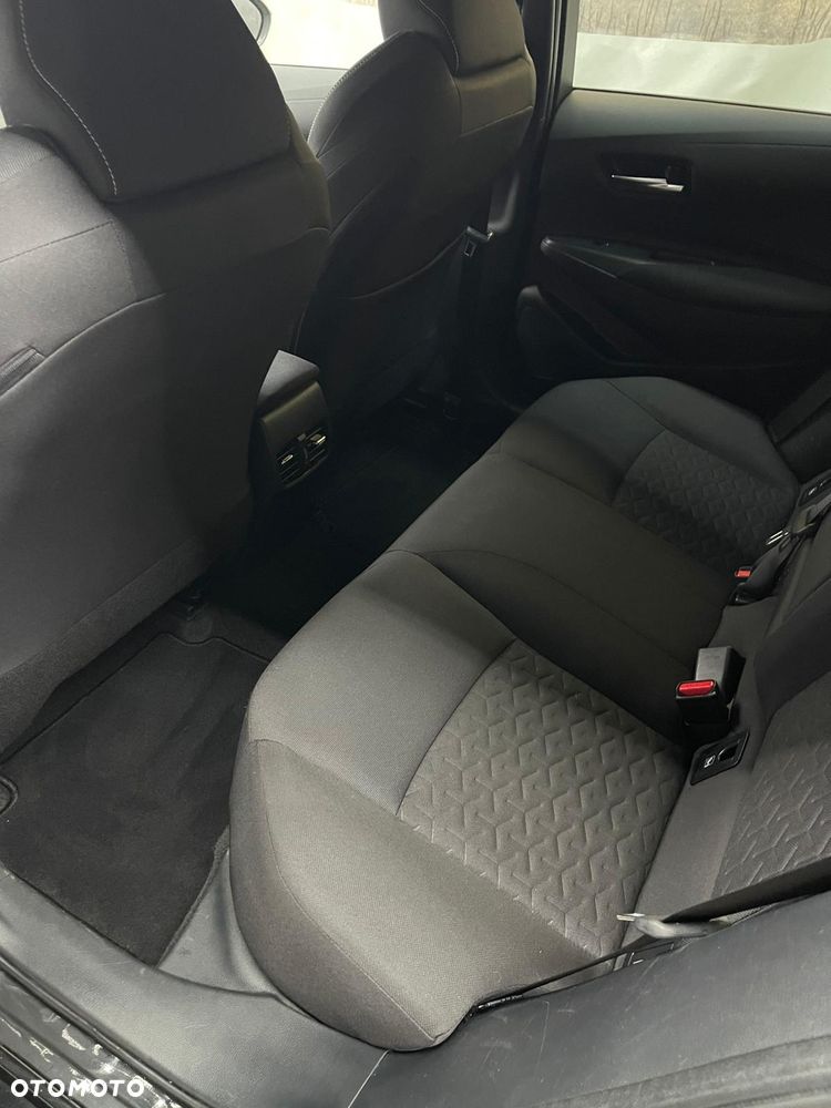 Toyota Corolla - 35
