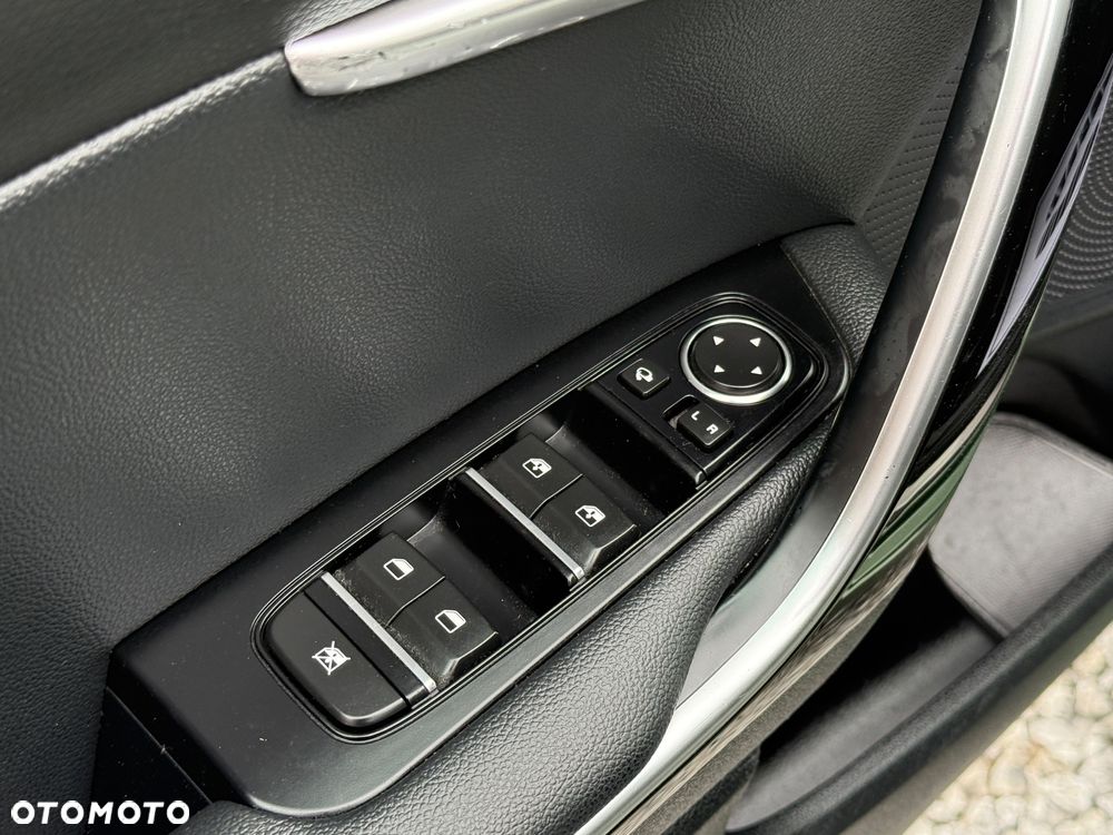 Kia Ceed 1.5 T-GDI DCT7 OPF GT Line - 26