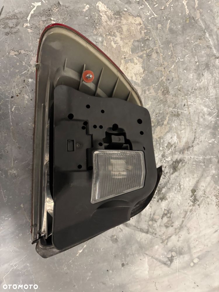 BMW E46 KABRIO LAMPA PRAWY TYL TYLNA - 4