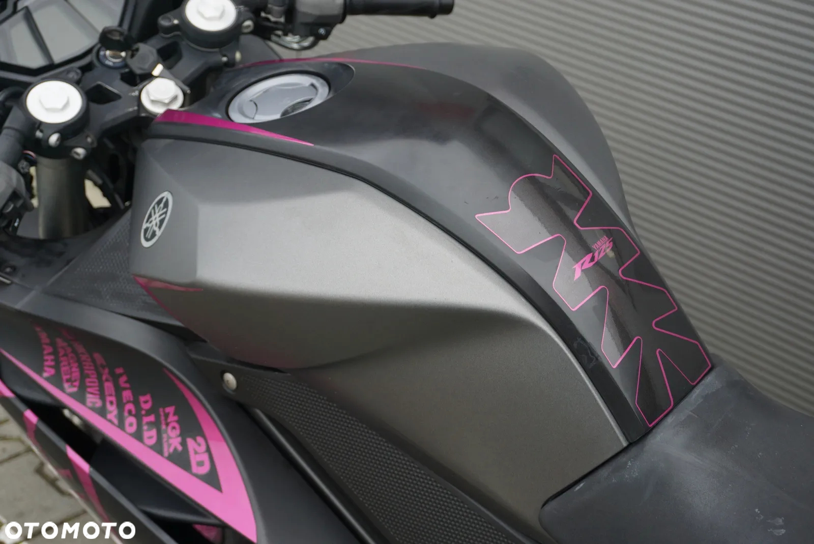 Yamaha YZF - 14