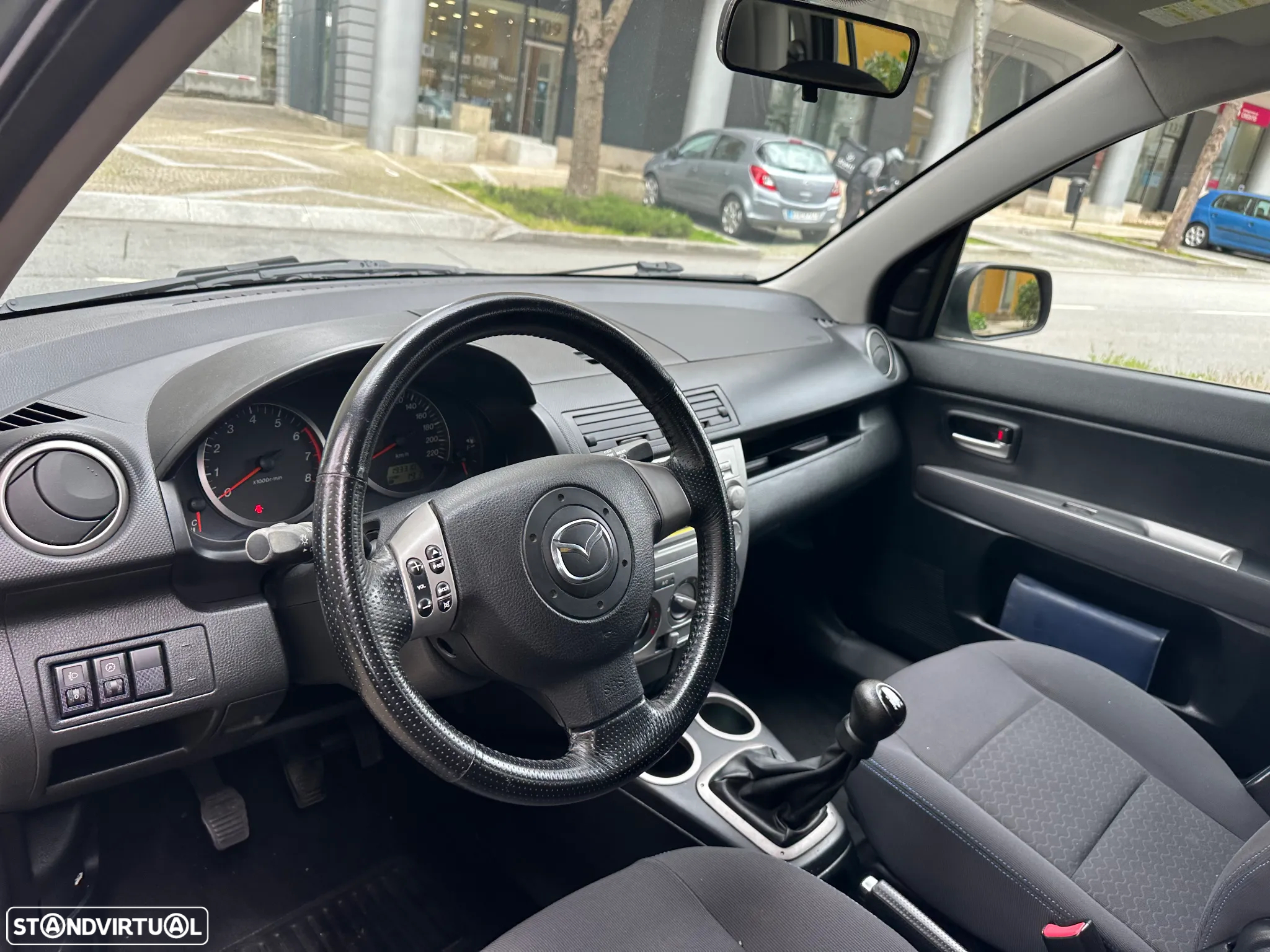 Mazda 2 1.25 Comfort AC - 12