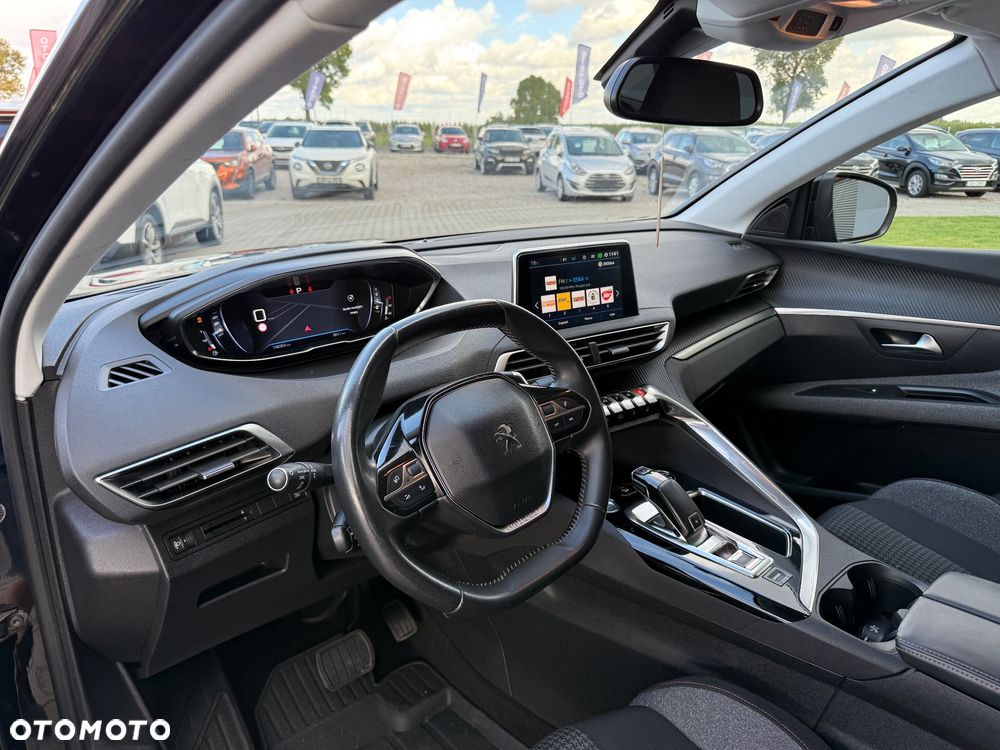 Peugeot 5008 PureTech 130 EAT8 Stop & Start Allure - 16