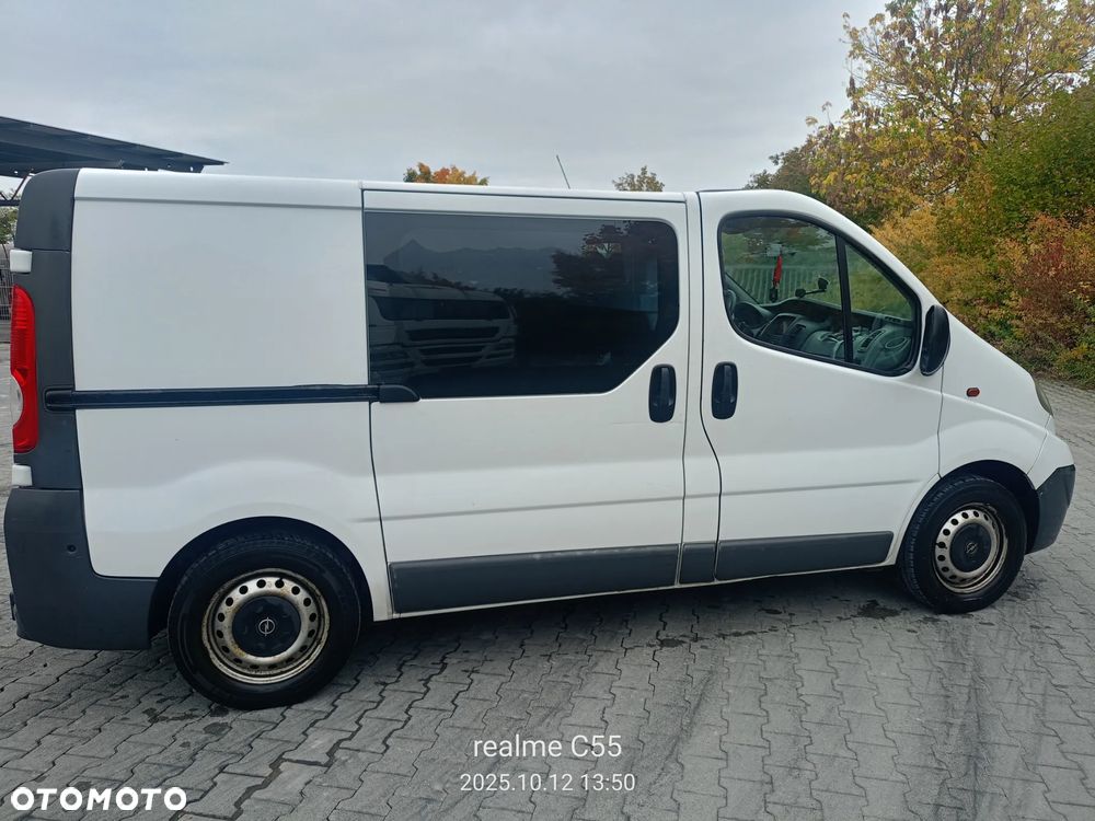 Opel Vivaro - 9