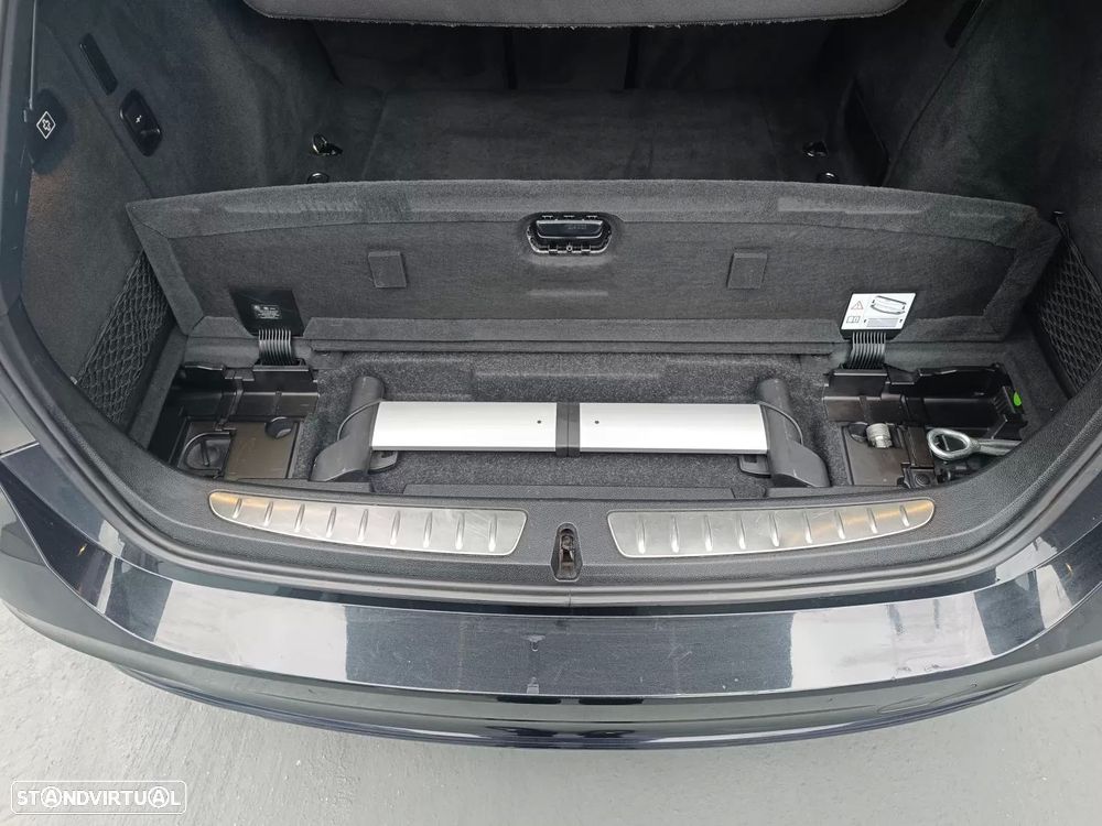 BMW 320 d Touring Aut. M Sport - 13