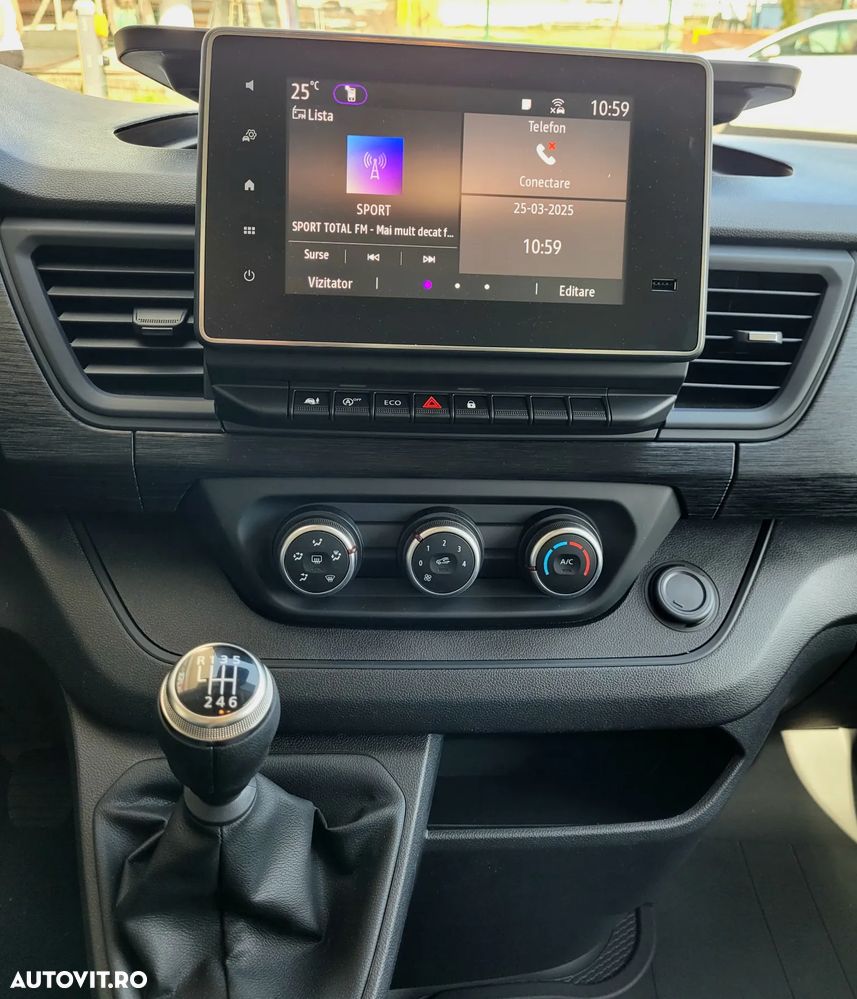 Renault Trafic Furgon - 20