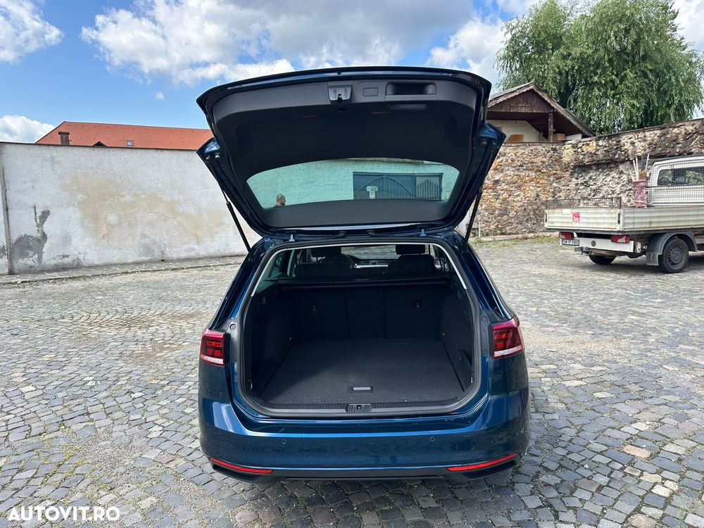 Volkswagen Passat 2.0 TDI DSG Comfortline - 33