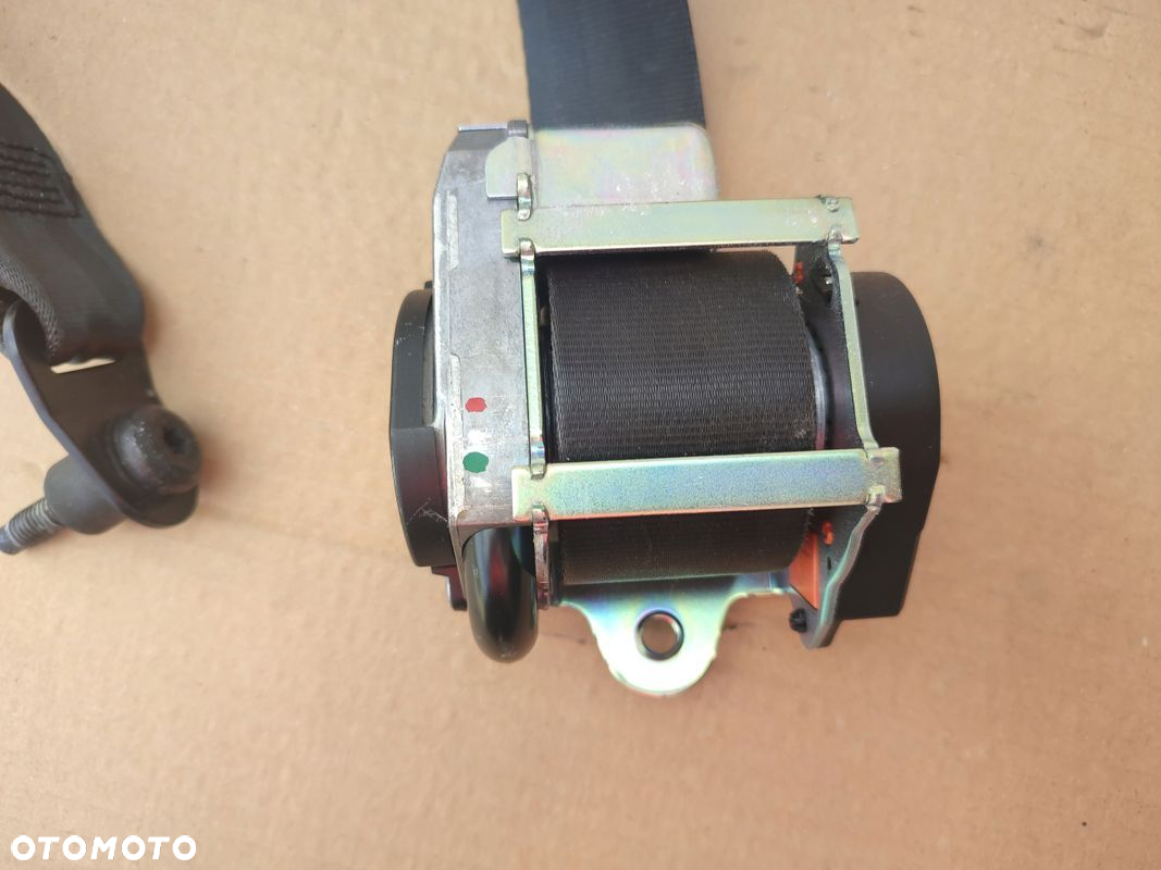 Pas bezpieczeństwa lewy przód kierowcy FORD GRAND C-MAX II AM51-R61295-ABW - 2