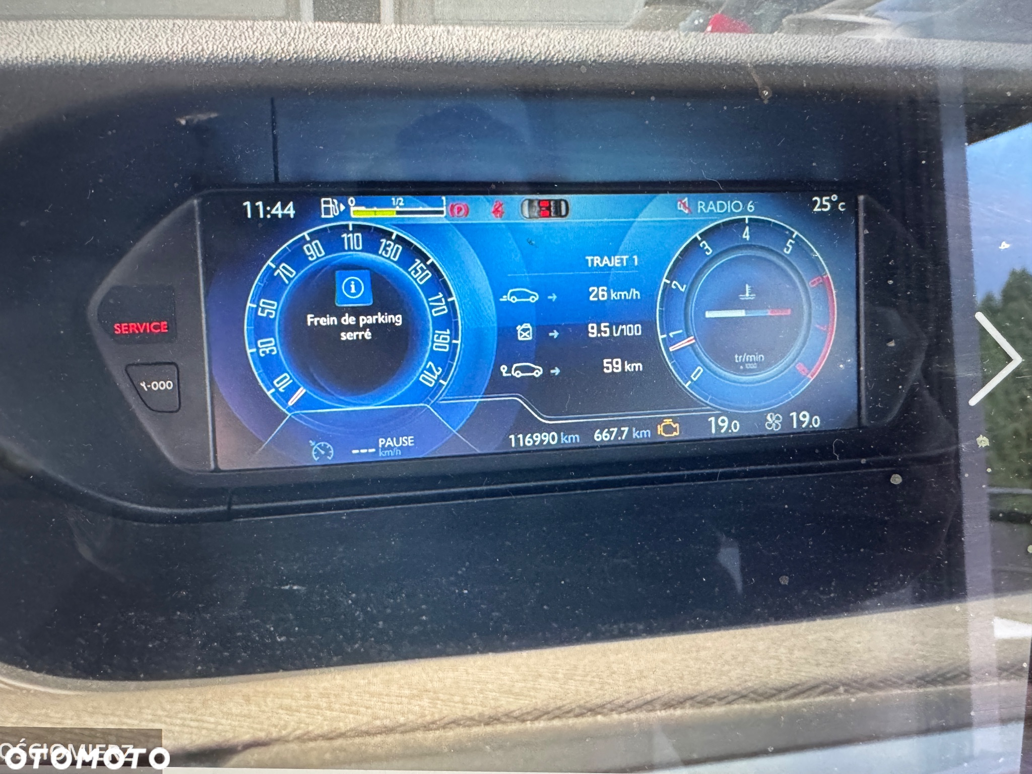 Citroën C4 Grand Picasso PureTech 130 Stop&Start SHINE - 3