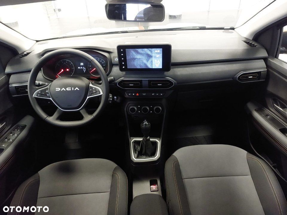 Dacia Sandero - 9