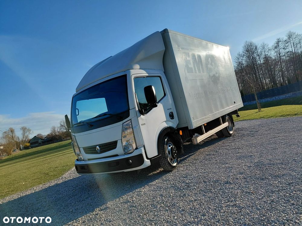 Renault MAXITY / Cabstar / Canter 3.0 DCI - 1