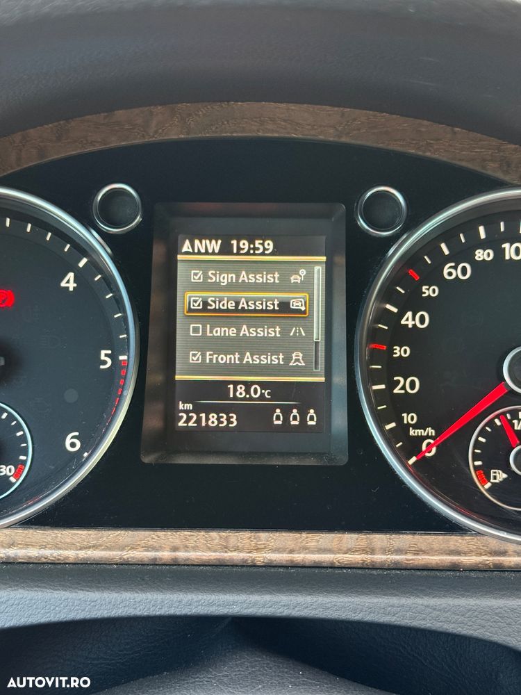 Volkswagen Passat 2.0 Blue TDI SCR Exclusive - 12
