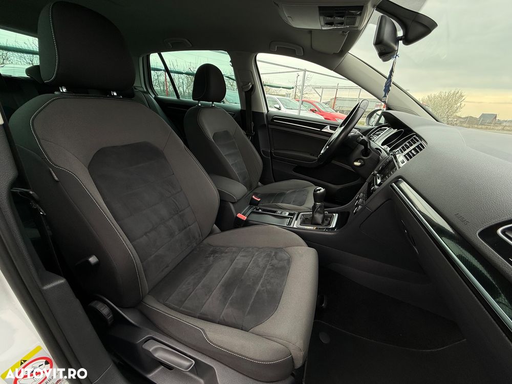 Volkswagen Golf 1.4 TSI Exclusive - 11