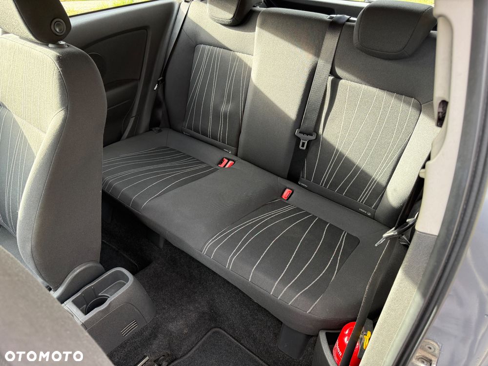 Opel Corsa 1.4 16V Color Edition - 9