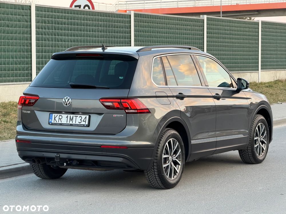 Volkswagen Tiguan - 2