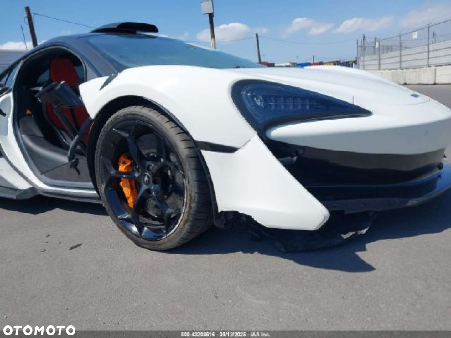 McLaren 600LT Coupe - 9