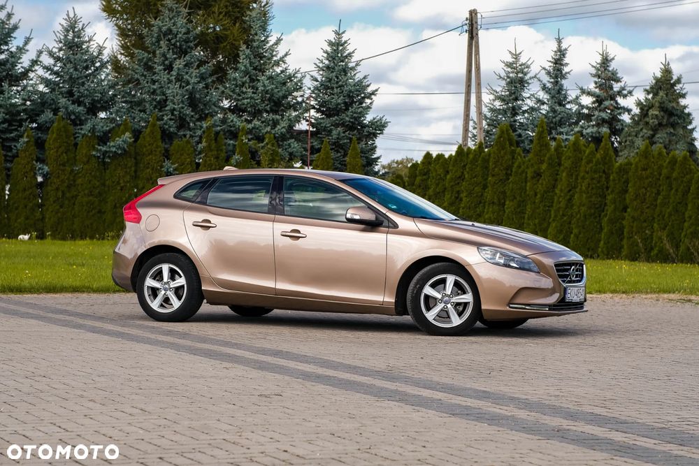 Volvo V40 D2 Kinetic - 11