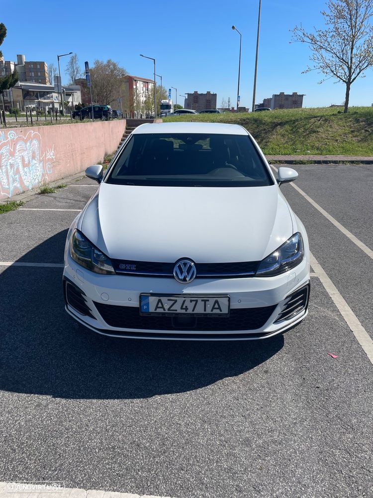VW Golf 1.4 eHybrid OPF DSG GTE - 1
