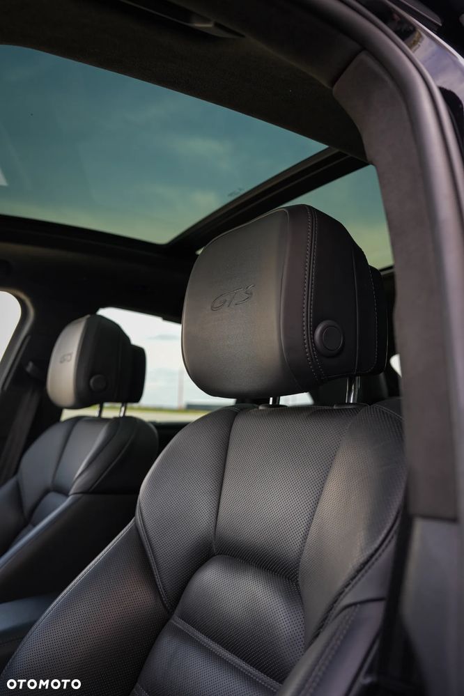 Porsche Macan GTS PDK - 15