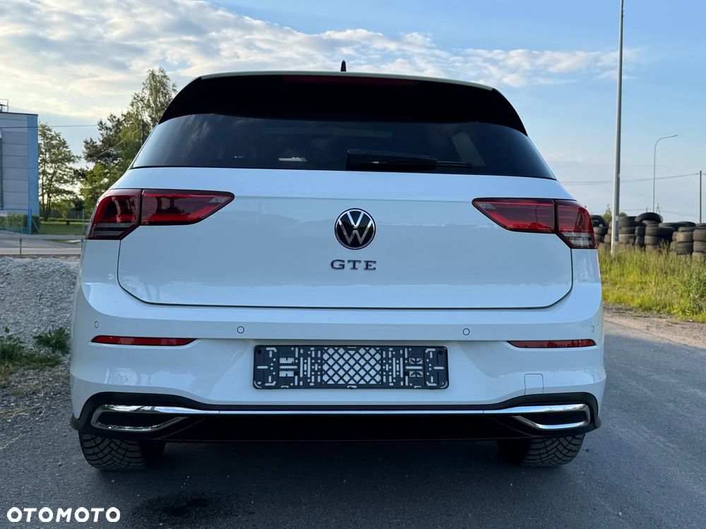 Volkswagen Golf ver-viii-1-4-tsi-plug--in-hybrid-style-dsg - 28