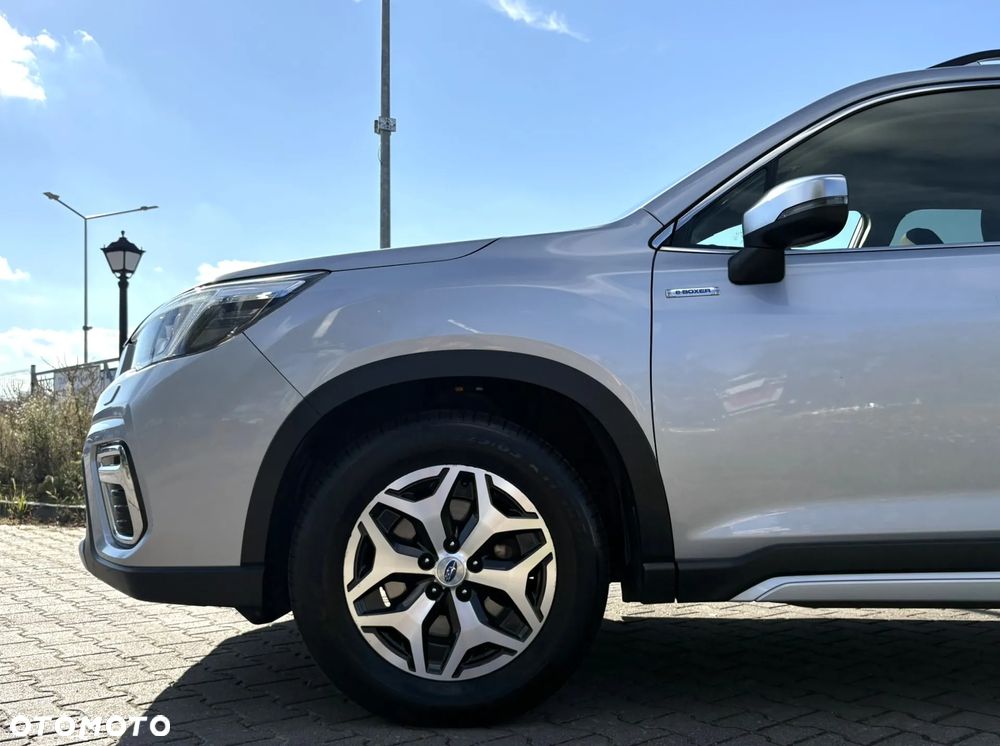 Subaru Forester 2.0 i Exclusive Lineartronic - 5