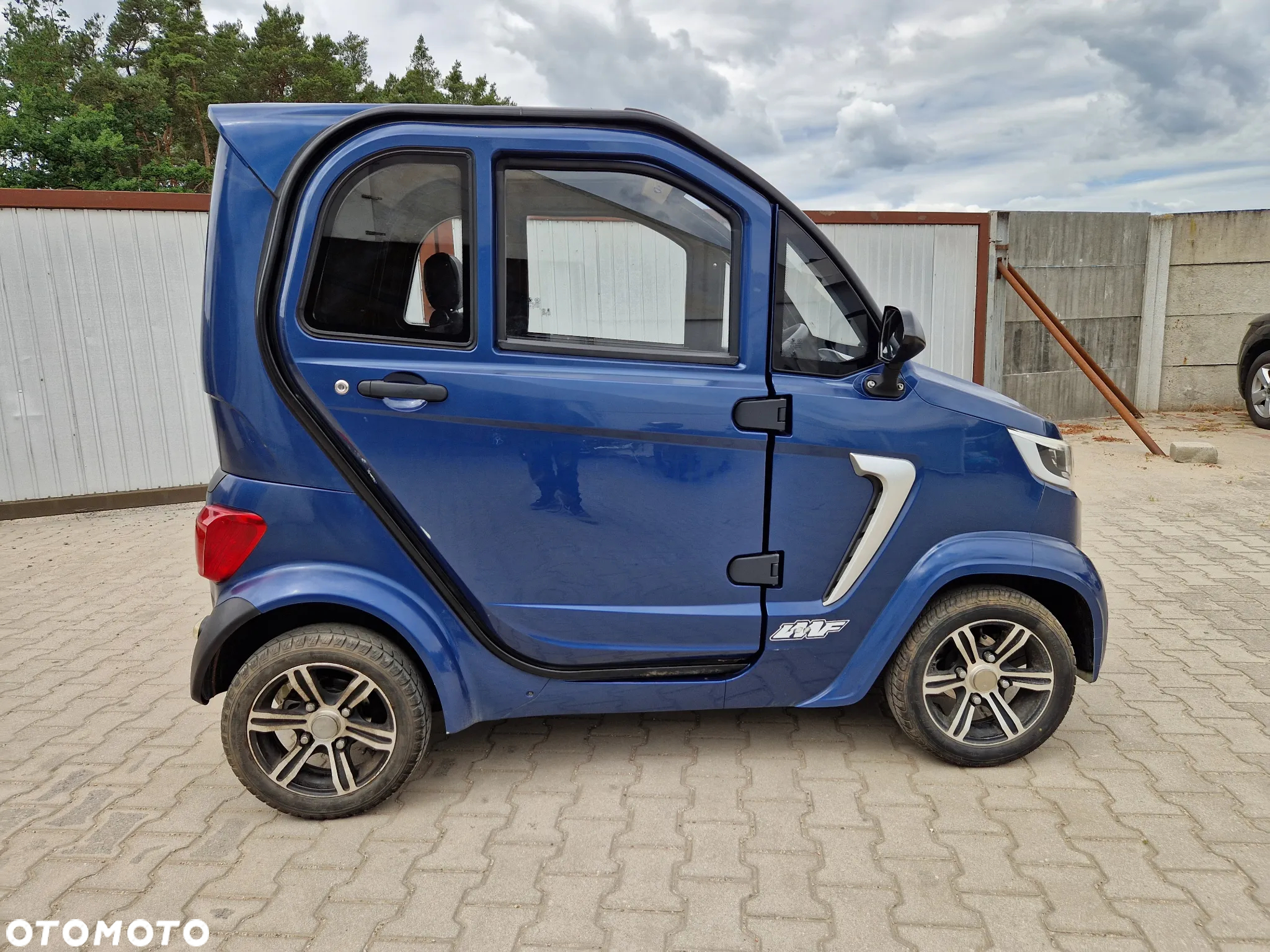 Microcar Inny - 3