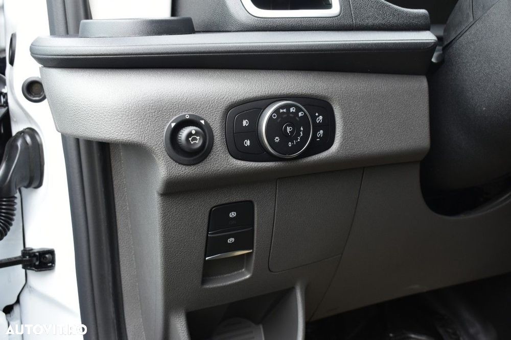 Ford Transit - 15