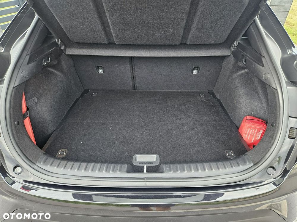 Kia XCeed 1.5 T-GDI M - 14