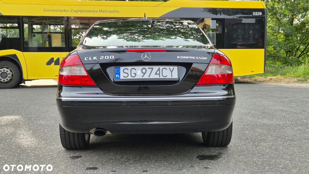Mercedes-Benz CLK - 6