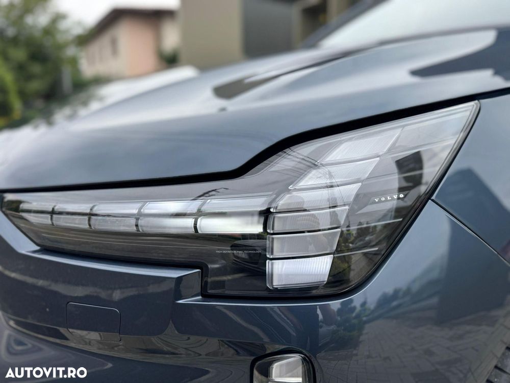 Volvo EX90 - 37