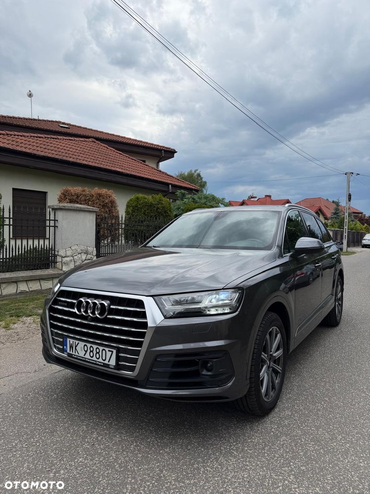 Audi Q7 - 1