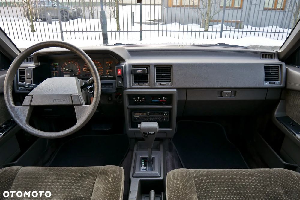 Nissan Bluebird 2.0 SLX - 10
