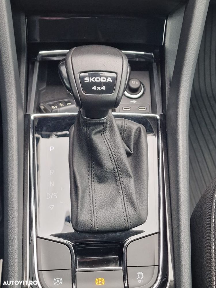 Skoda Karoq 2.0 TDI SCR 4x4 DSG Ambition - 29