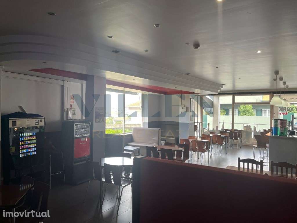 Oportunidade única em Lousado - Café/Bar em pleno funcionamento! - Grande imagem: 2/9