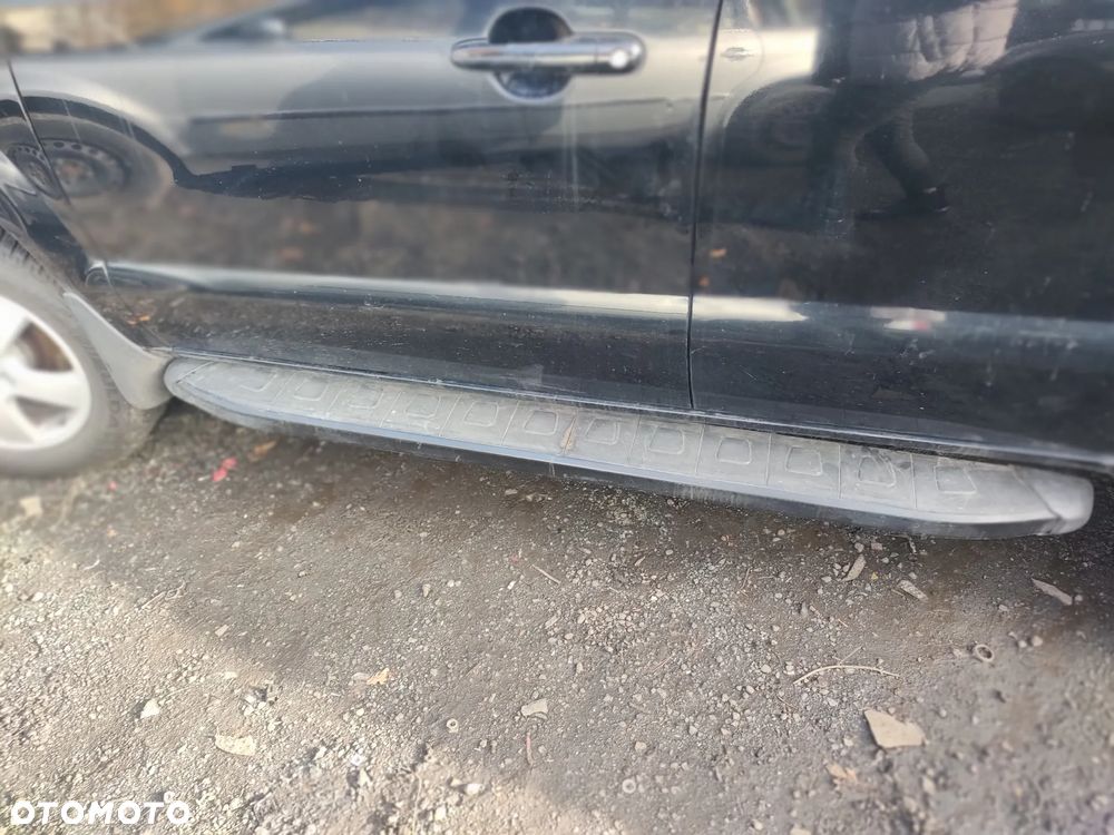 HYUNDAI TUCSON I STOPIEŃ PRÓG LEWY PRAWY - 1