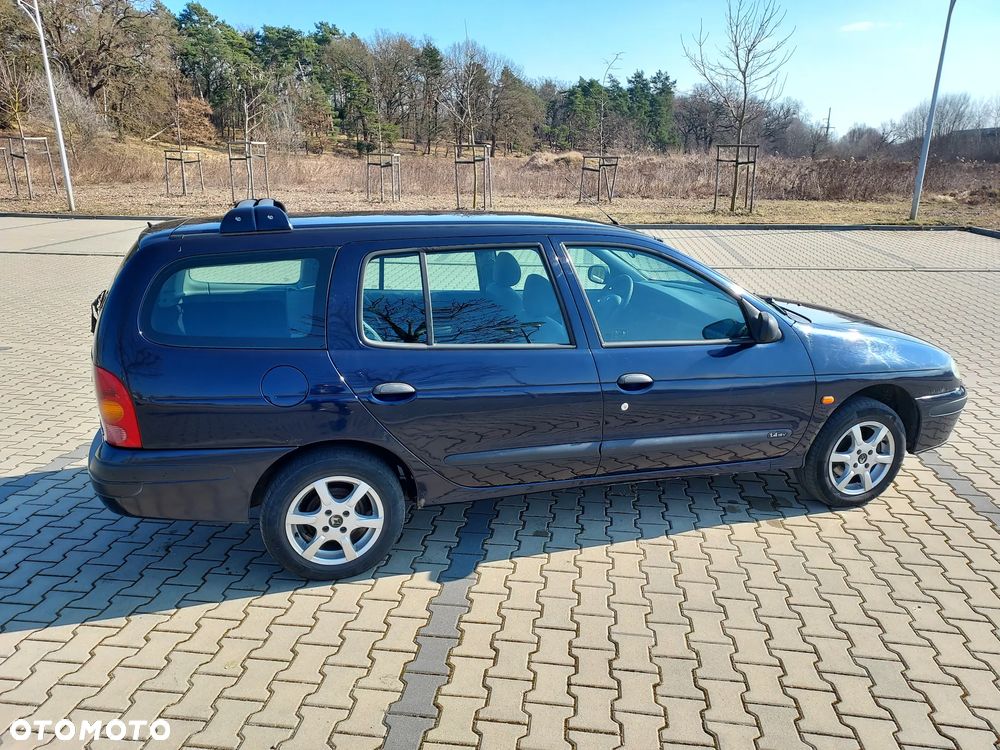Renault Megane 1.4 RN 16V (klm) - 10