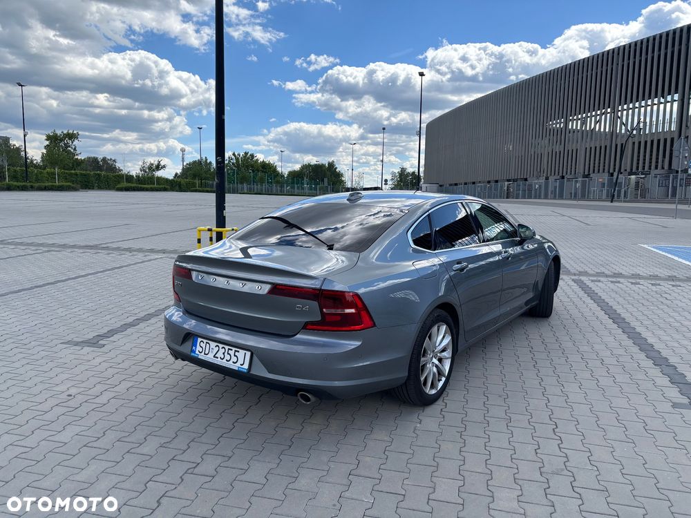 Volvo S90 D4 Momentum - 22