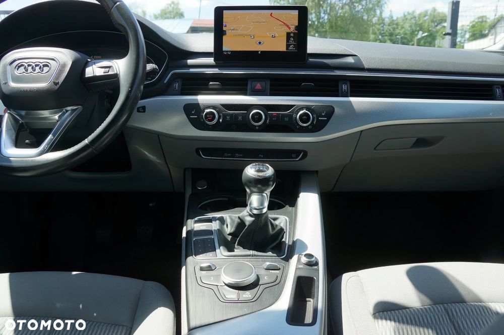 Audi A4 Avant 2.0 TDI - 13